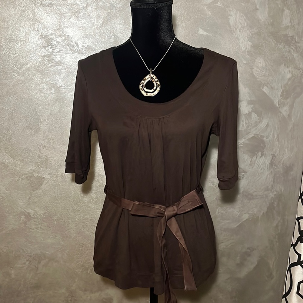 Brown Classic Talbots top with tie waist, size Large